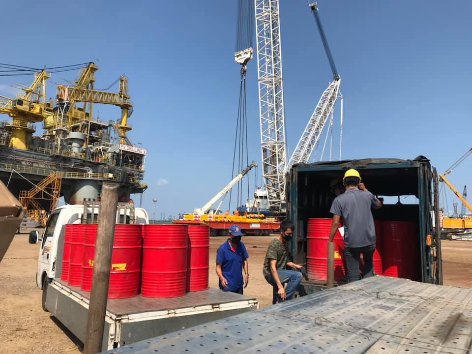 Lưu ý quan trọng khi chọn các dầu thuỷ lực cho các loại máy móc